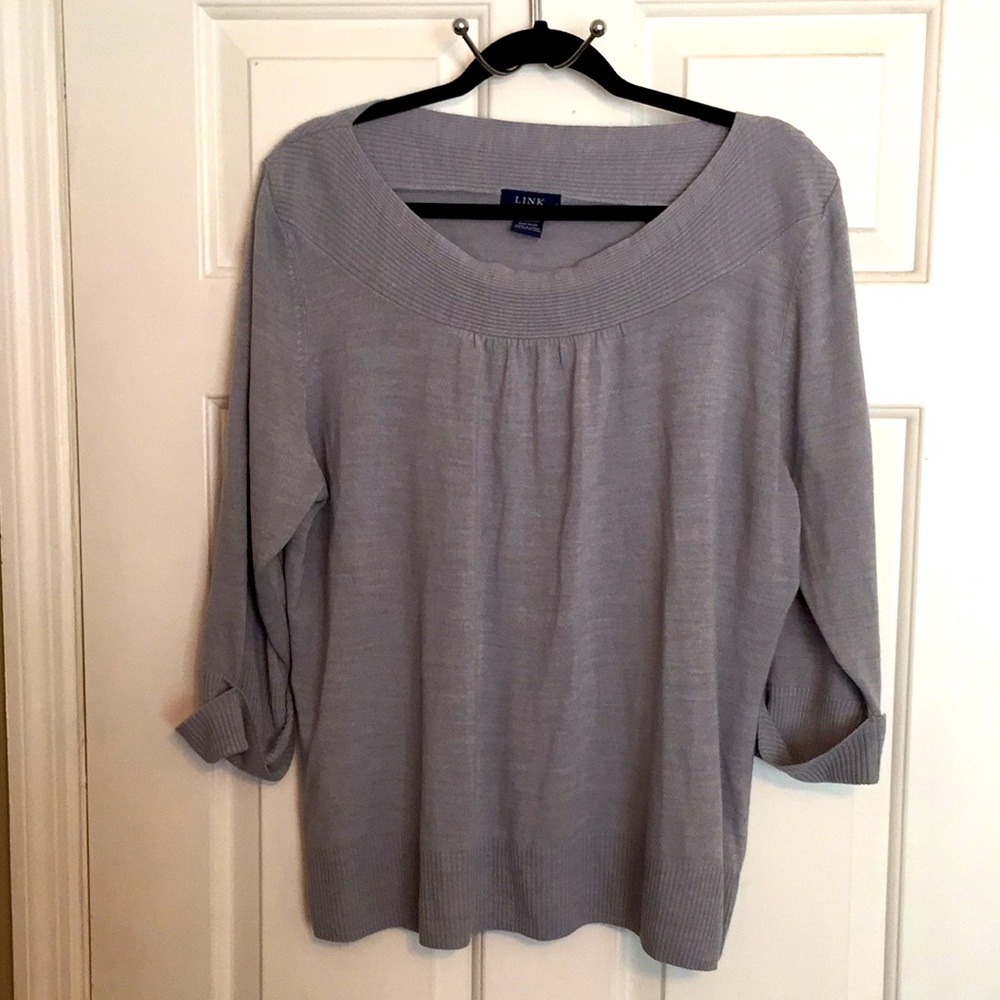 Lightweight sweater